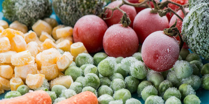 علت یخ زدن مواد غذایی در یخچال علت یخ زدن مواد غذایی در یخچال