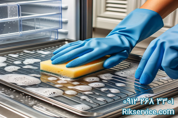 تعویض سینی تخلیه یخچال