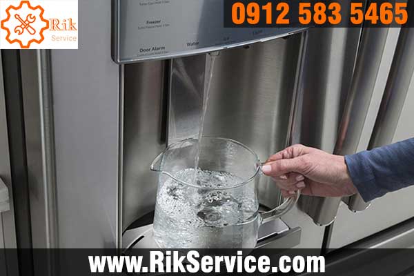 روشن ماندن چراغ آب سردکن یخچال